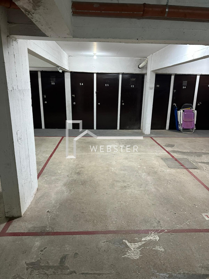 Apartamento ID.1607 - Departamento en primera linea playa brava, 2 dormitorios y medio.