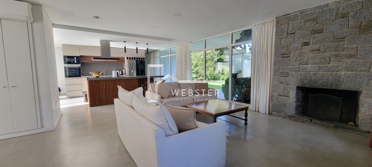 Casa ID.2875 - Venta de casa Pinares