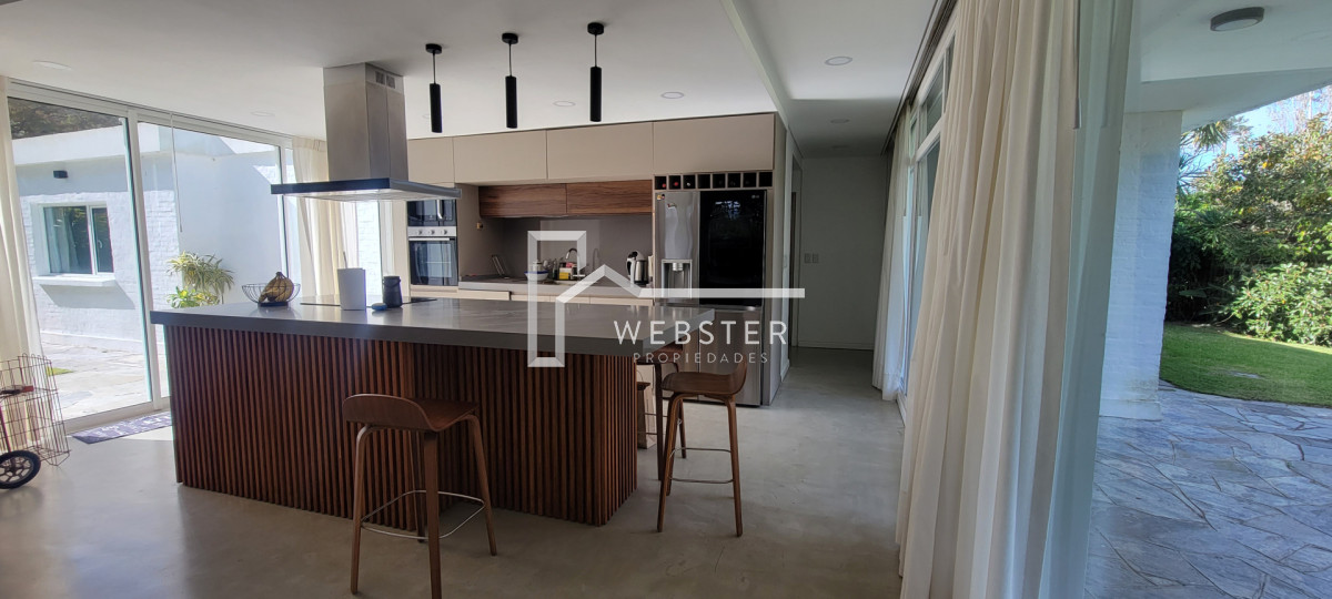 Casa ID.2875 - Venta de casa Pinares