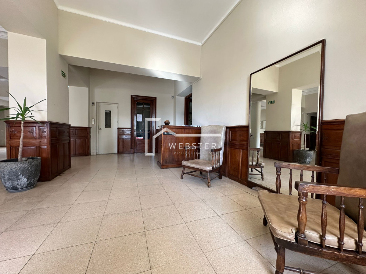 Apartamento ID.2194 - Oportunidad en venta, un dormitorio, Duplex, en Punta del este.