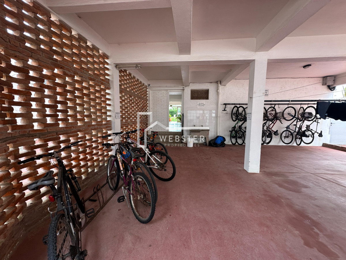 Apartamento ID.2372 - OPORTUNDIAD, monoambiente en VENTA, Punta del este.