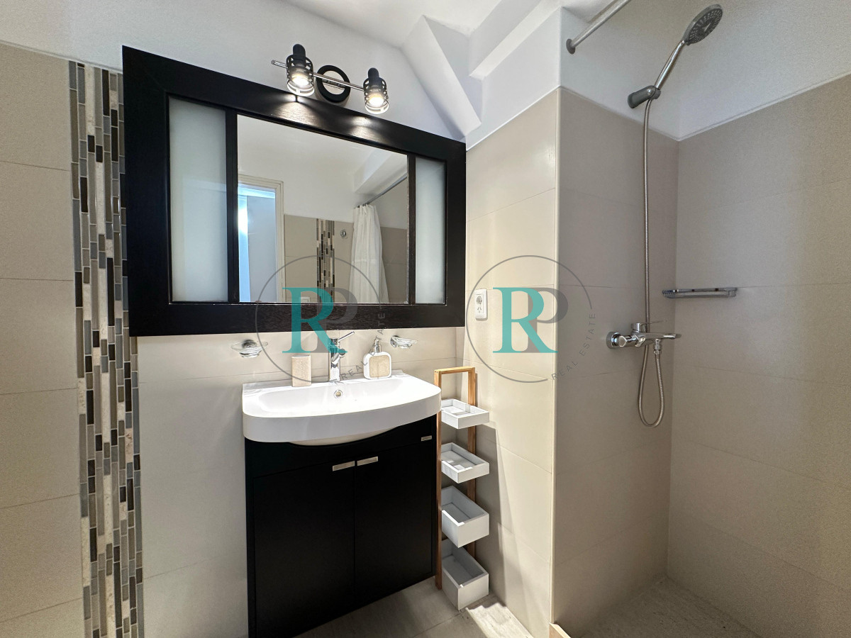 Apartamento ID.2399 - Departamento en Venta, Peninsula, Punta del este.