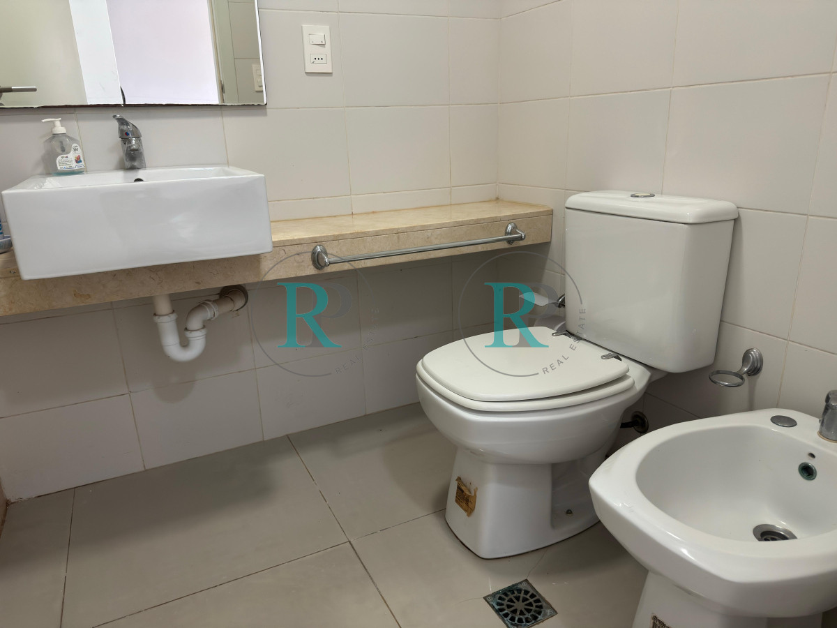 Apartamento ID.2419 - Departamento en VENTA, Aidy grill, Punta del este.