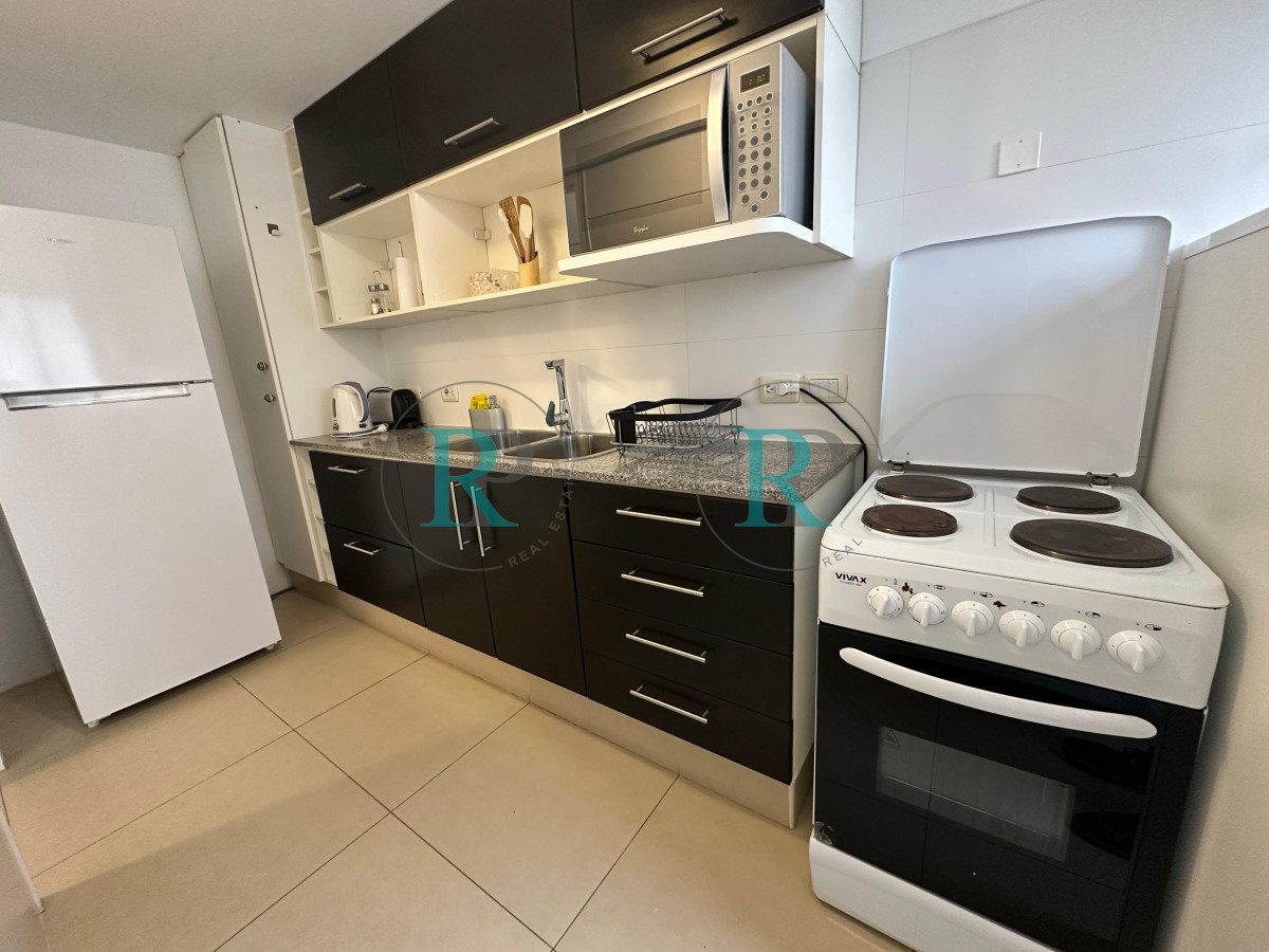 Apartamento ID.2399 - Departamento en Venta, Peninsula, Punta del este.