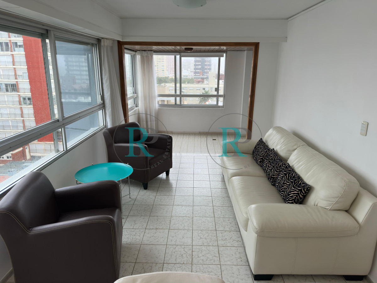Apartamento ID.2399 - Departamento en Venta, Peninsula, Punta del este.