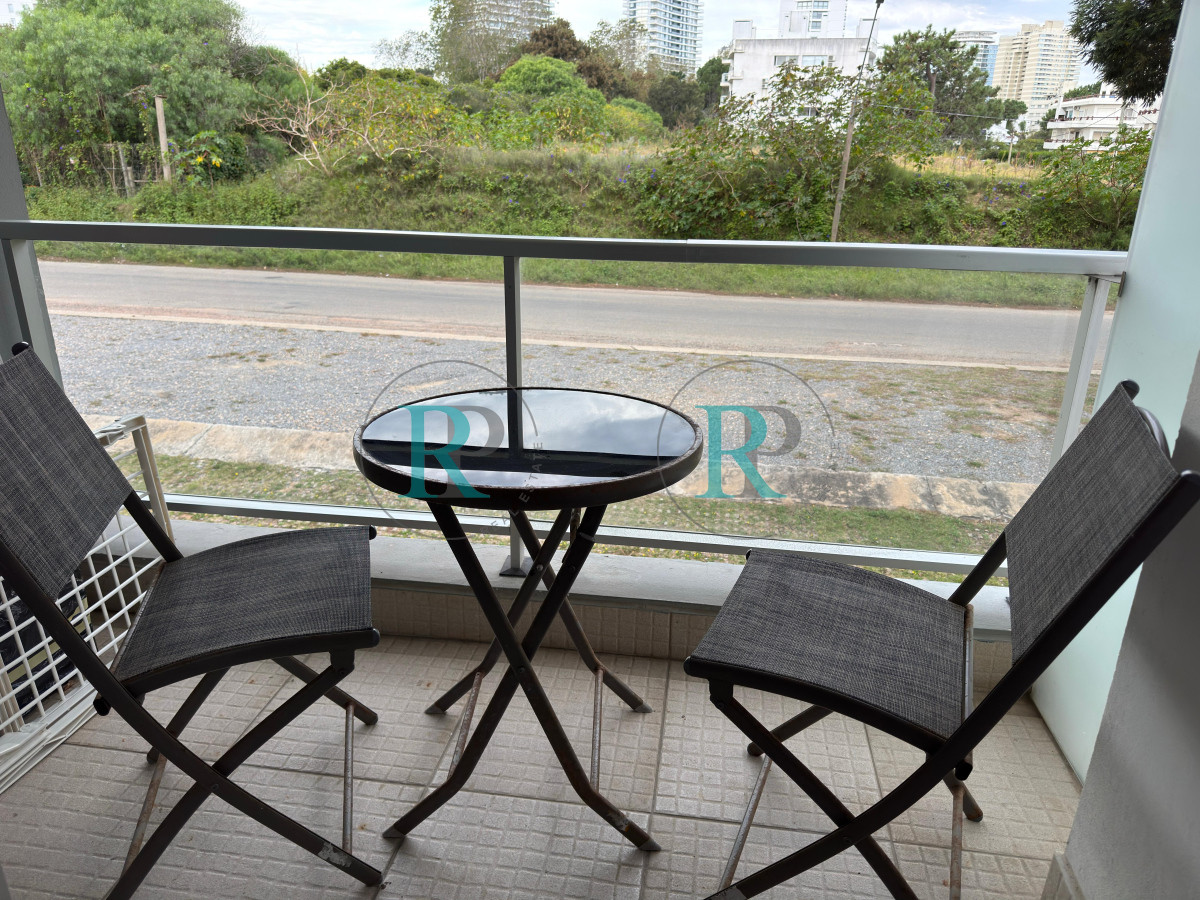 Apartamento ID.2419 - Departamento en VENTA, Aidy grill, Punta del este.
