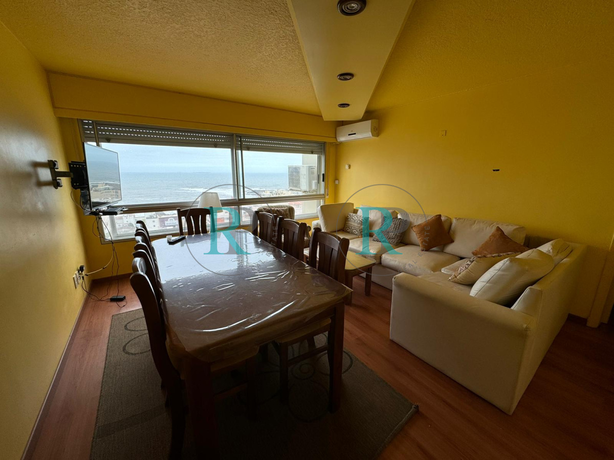 Apartamento ID.2123 - Apartamento en VENTA, en penisnula, Punta del este.