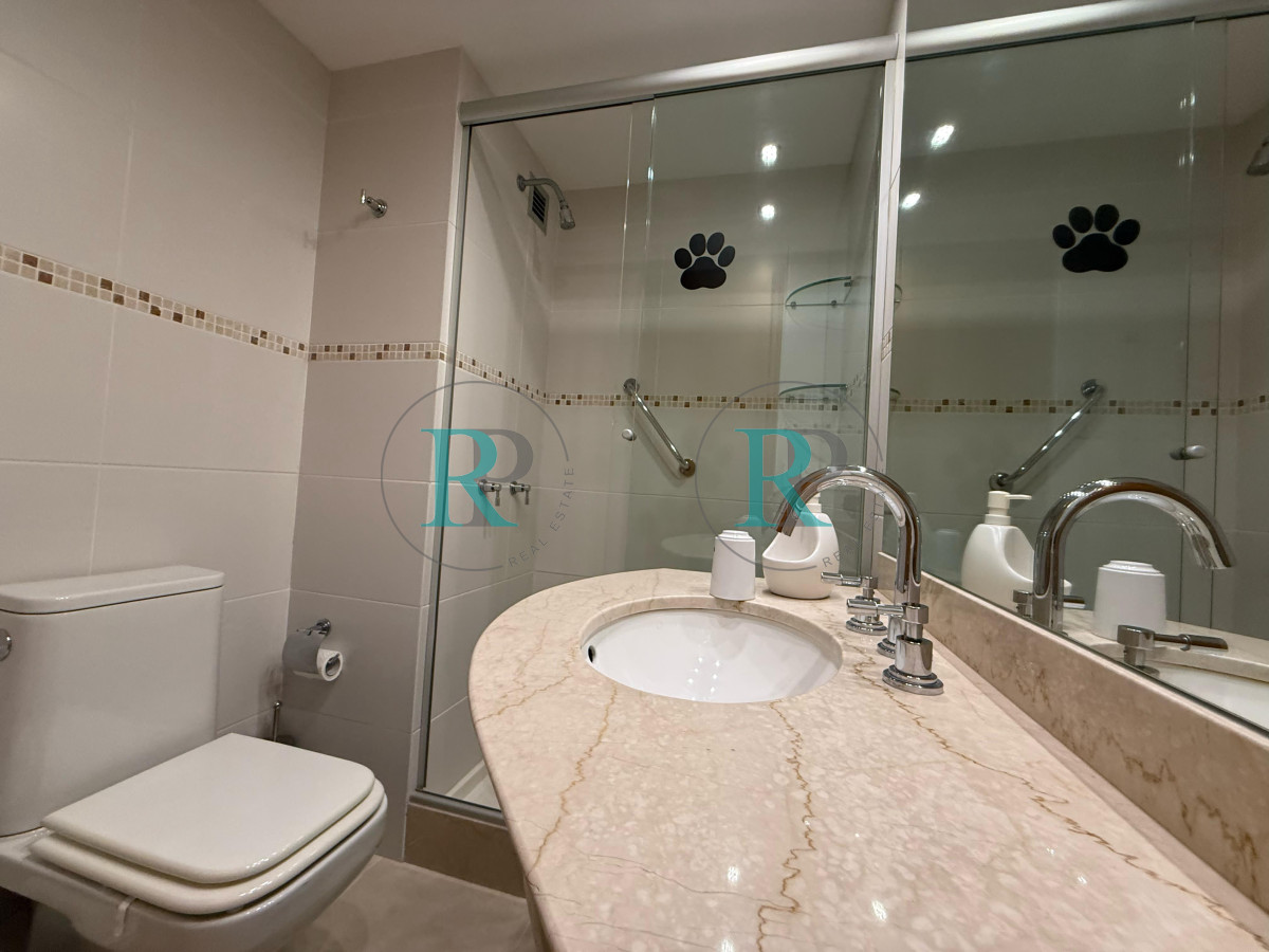 Apartamento ID.2418 - Departamento en venta, hermosa vista al mar, piso alto.