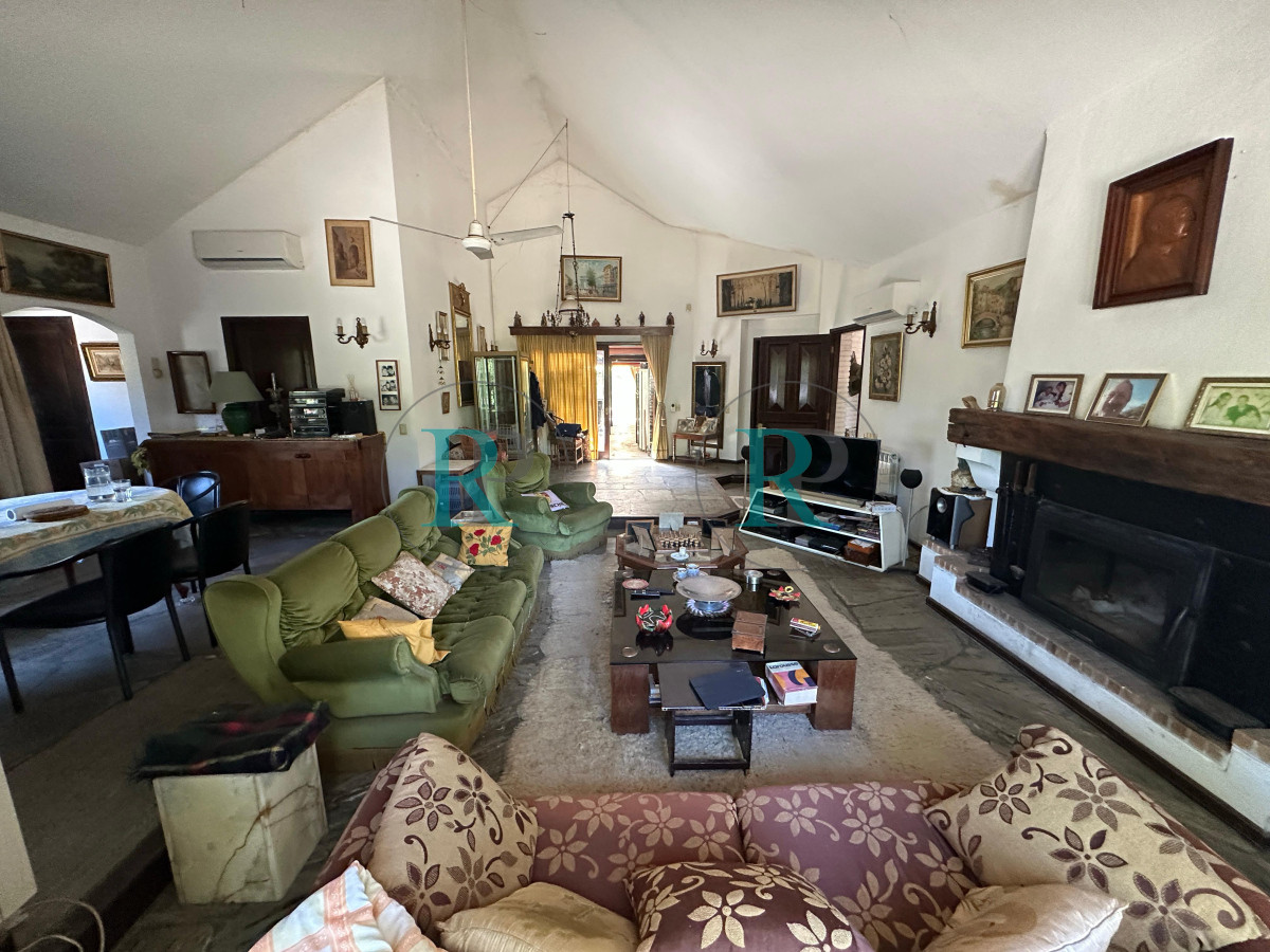 Casa ID.2459 - Gran propiedad en VENTA, Punta del Este.