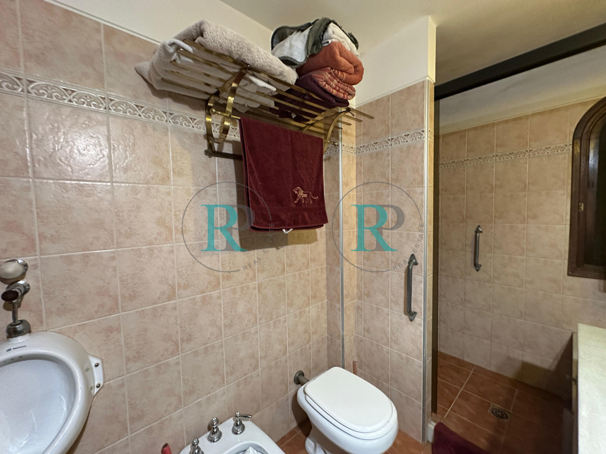 Casa ID.2459 - Gran propiedad en VENTA, Punta del Este.