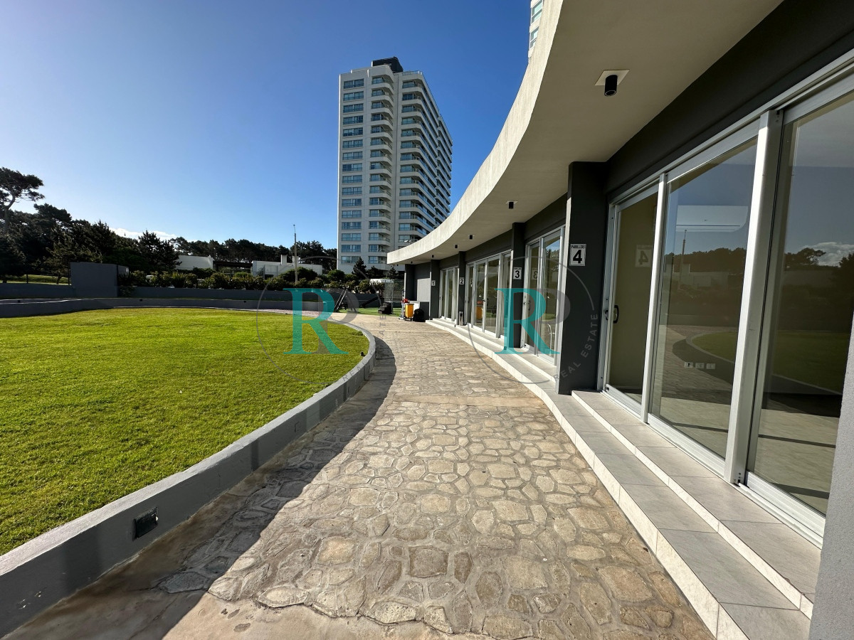 Apartamento ID.2096 - Alquier temporal, hermoso edificio de calidad contructiva y servicios.