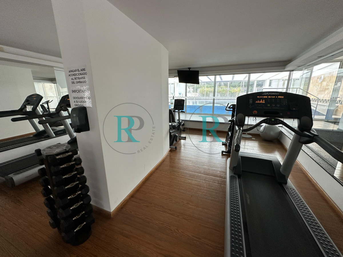 Apartamento ID.2418 - Departamento en venta, hermosa vista al mar, piso alto.