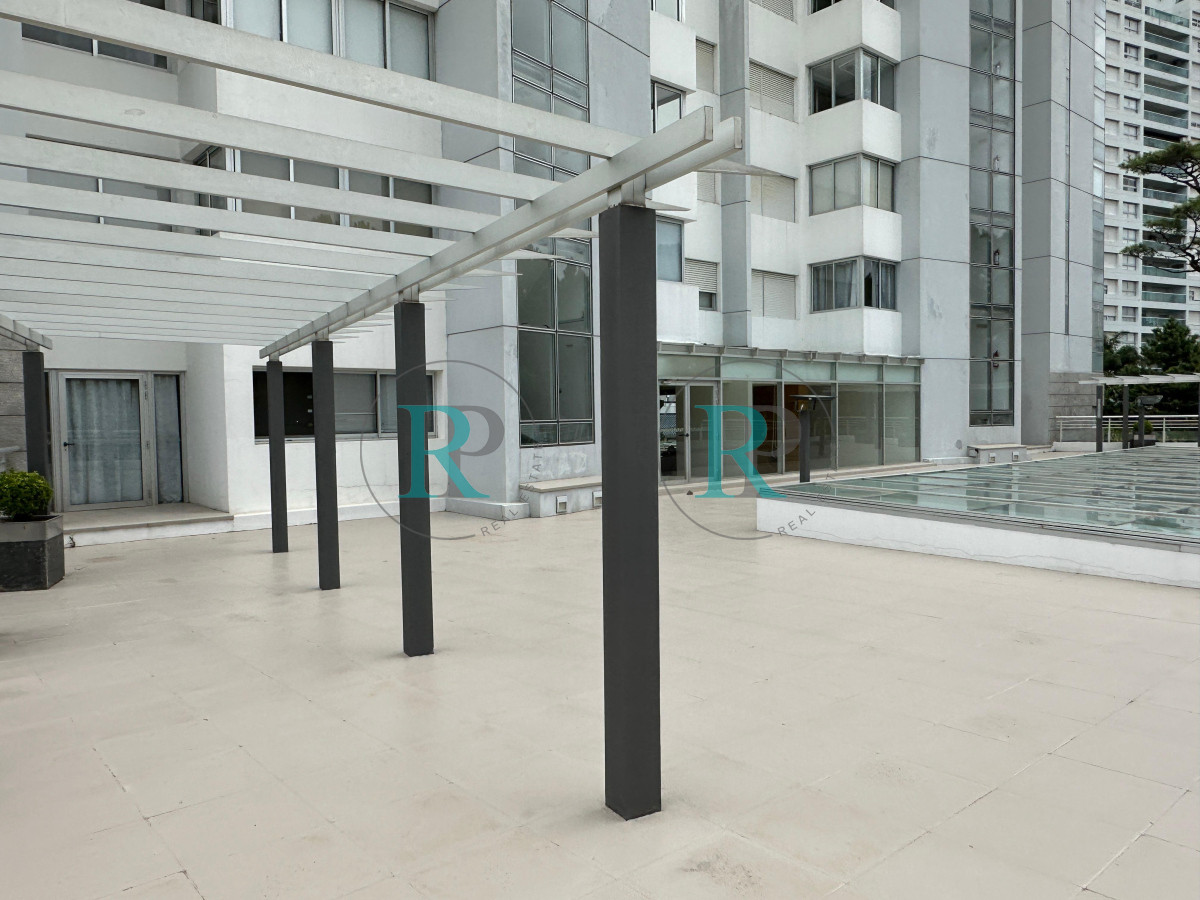 Apartamento ID.2418 - Departamento en venta, hermosa vista al mar, piso alto.