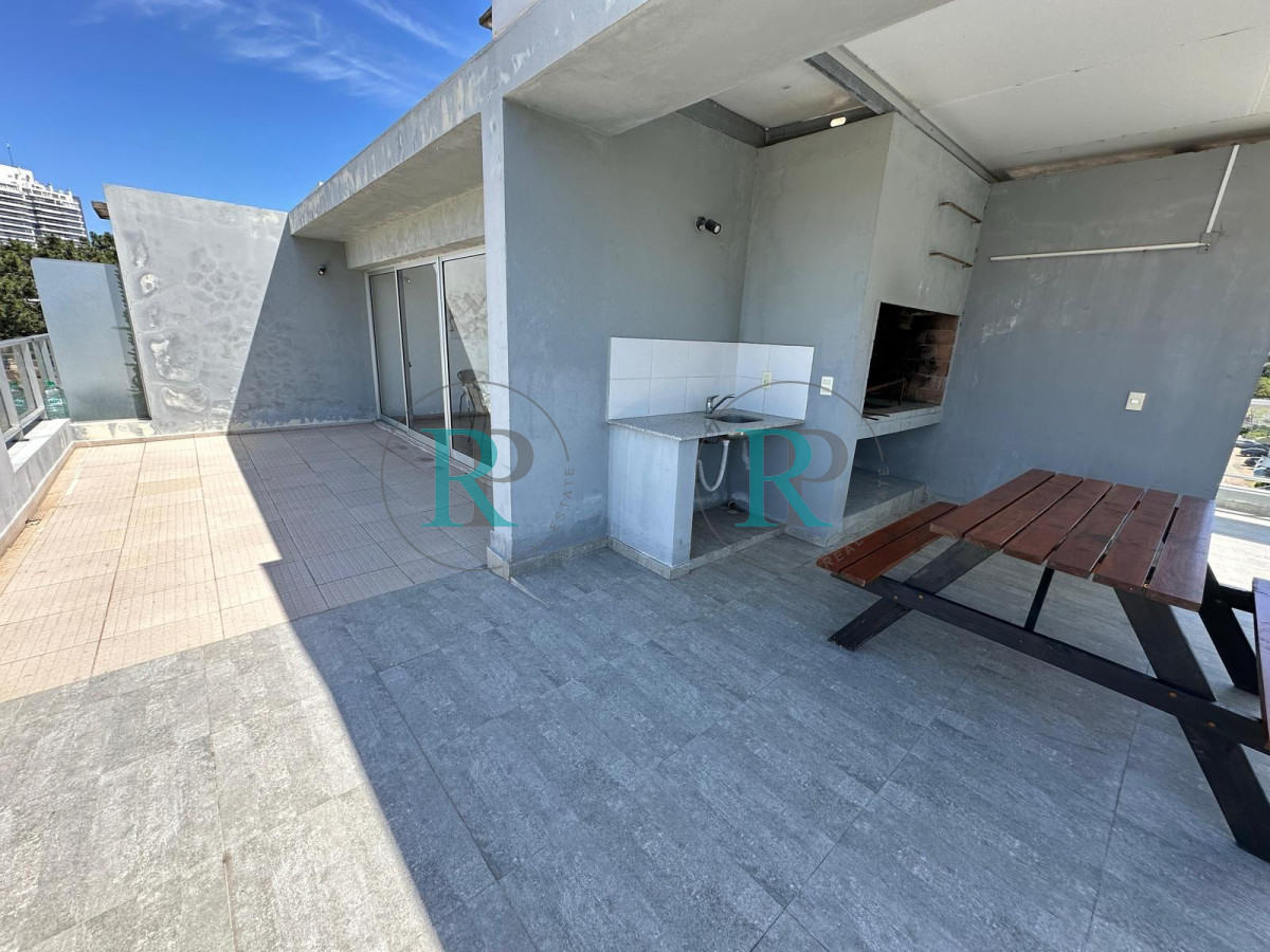 Apartamento ID.2419 - Departamento en VENTA, Aidy grill, Punta del este.