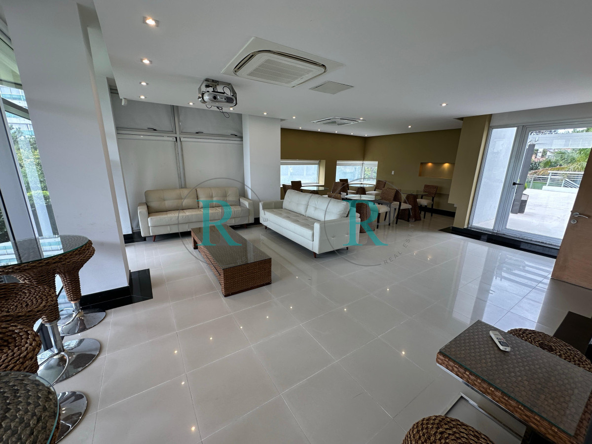 Apartamento ID.2418 - Departamento en venta, hermosa vista al mar, piso alto.