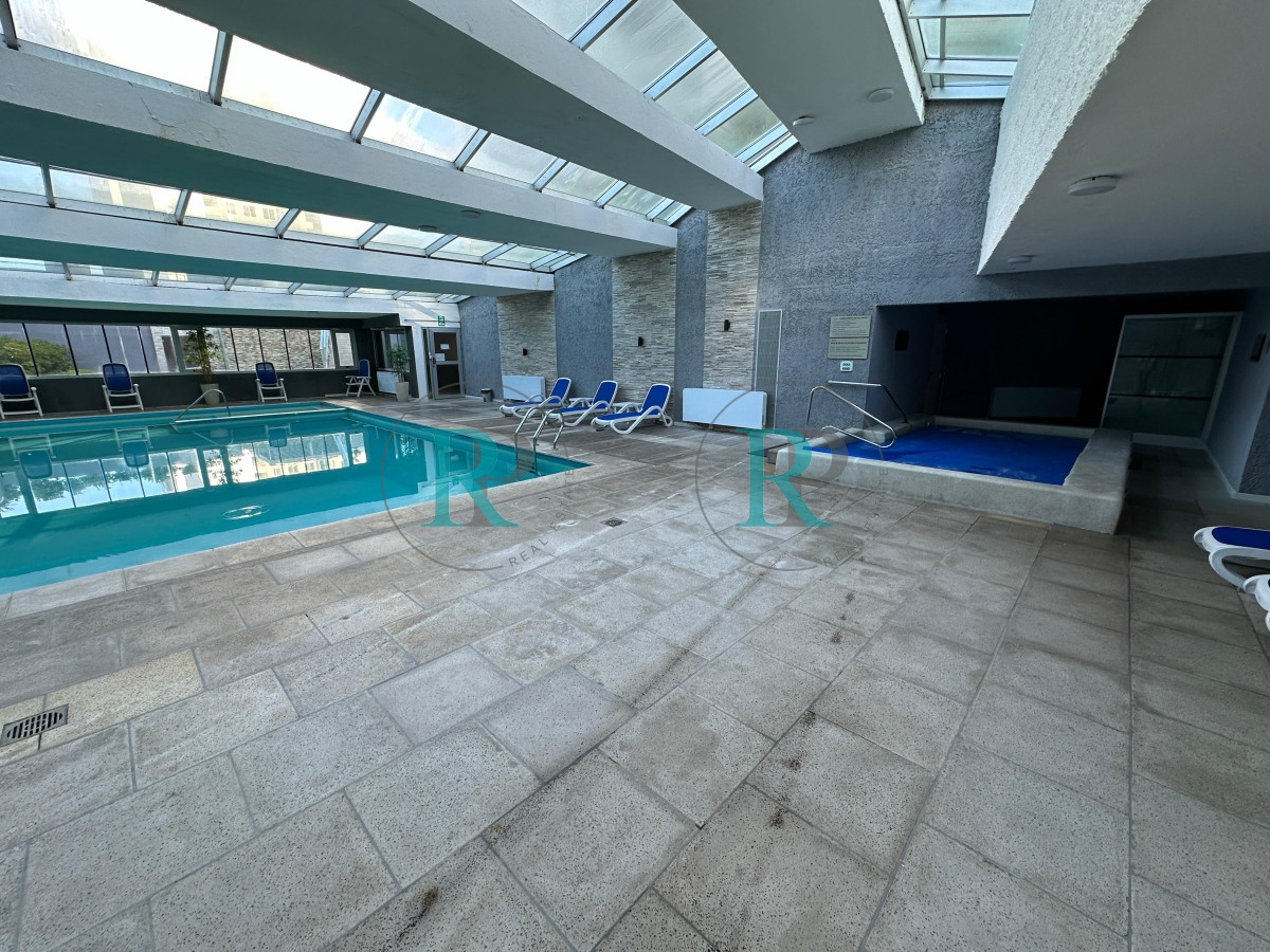 Apartamento ID.2096 - Alquier temporal, hermoso edificio de calidad contructiva y servicios.