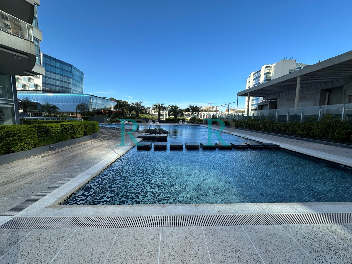 Apartamento ID.2096 - Alquier temporal, hermoso edificio de calidad contructiva y servicios.