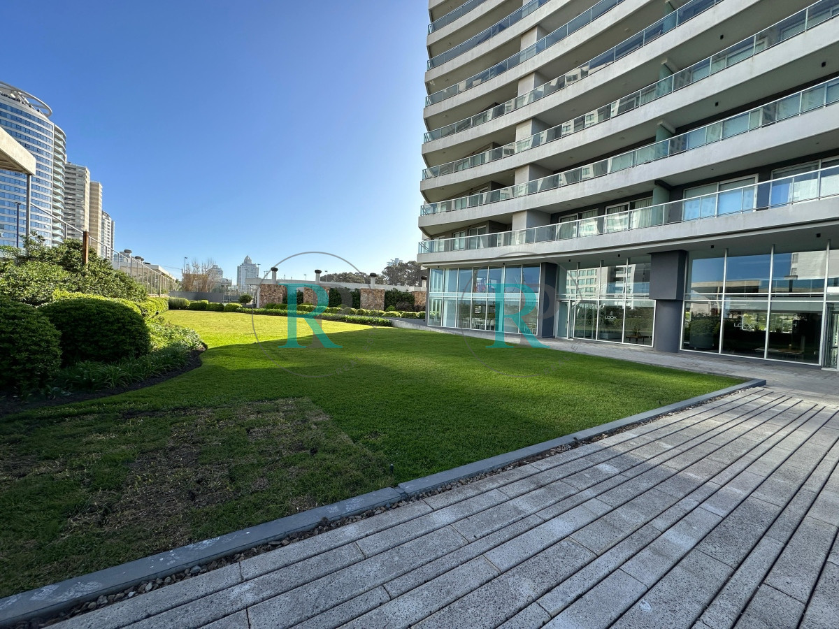 Apartamento ID.2096 - Alquier temporal, hermoso edificio de calidad contructiva y servicios.