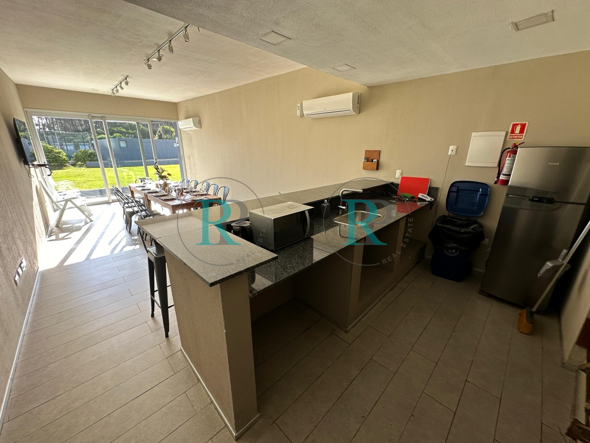 Apartamento ID.2096 - Alquier temporal, hermoso edificio de calidad contructiva y servicios.