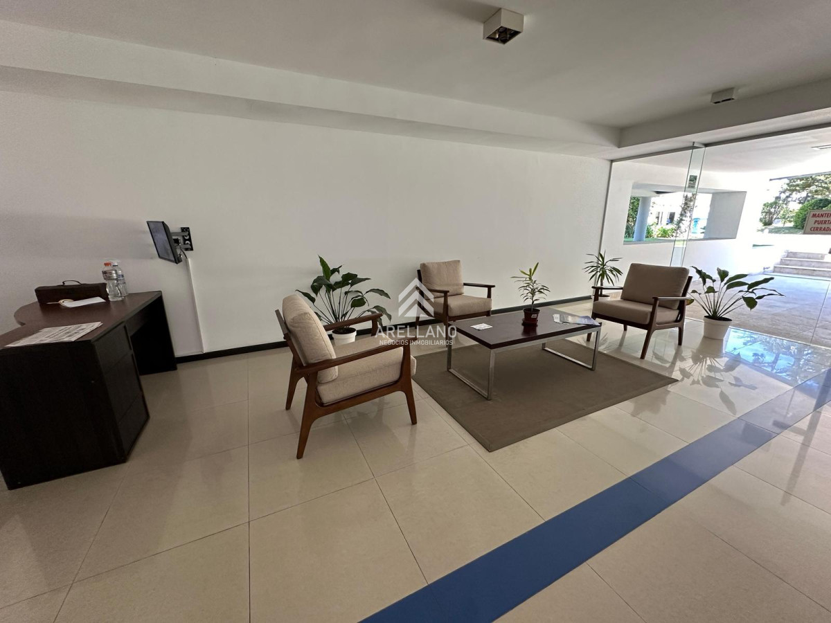Apartamento ID.4546 - Venta apartamento 1 dormitorio, Aidy grill, Punta del este.