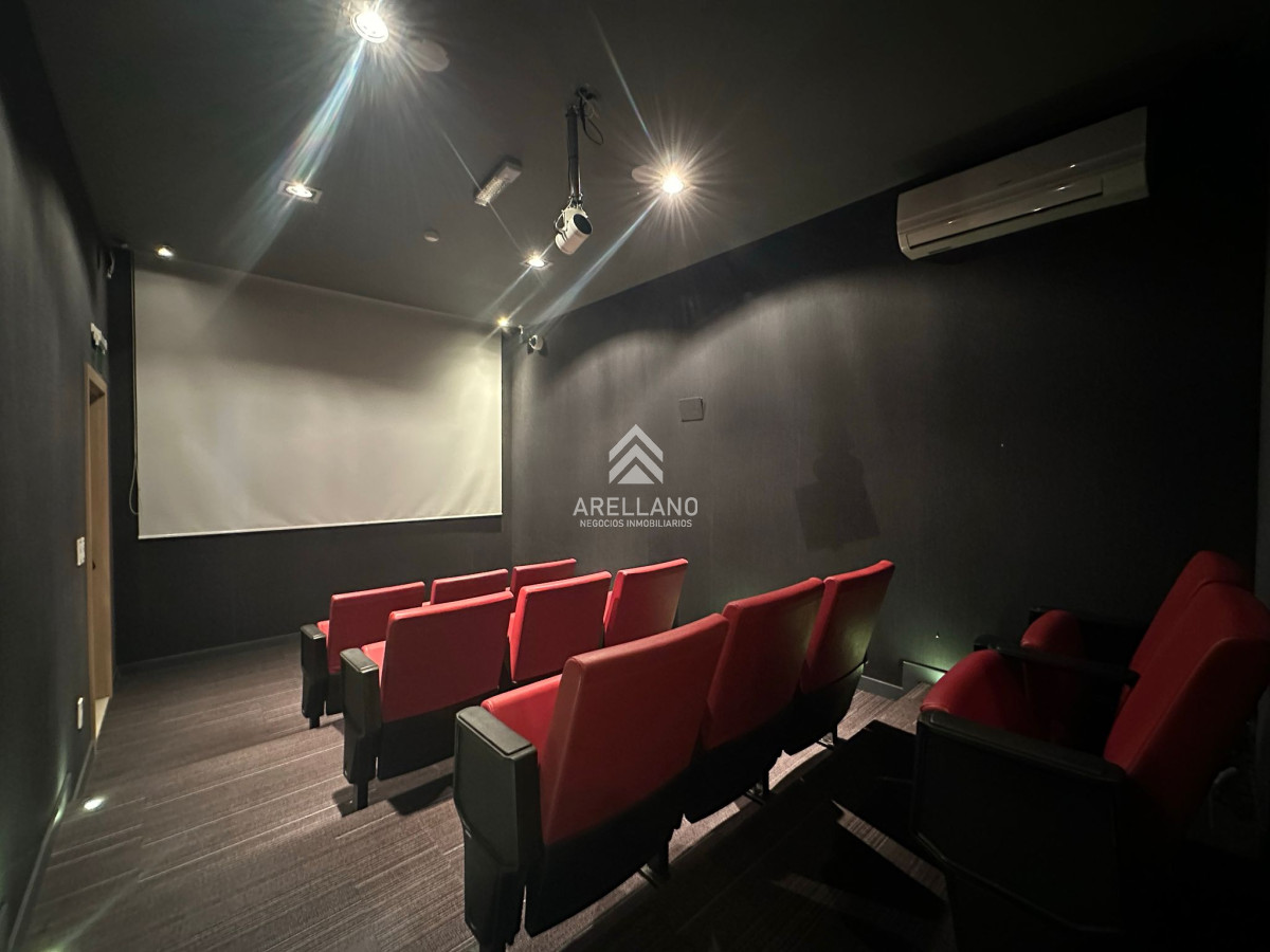 Apartamento ID.4733 - Venta apartamento 1 dormitorios y medio, a pasos de la playa brava, Punta del este.