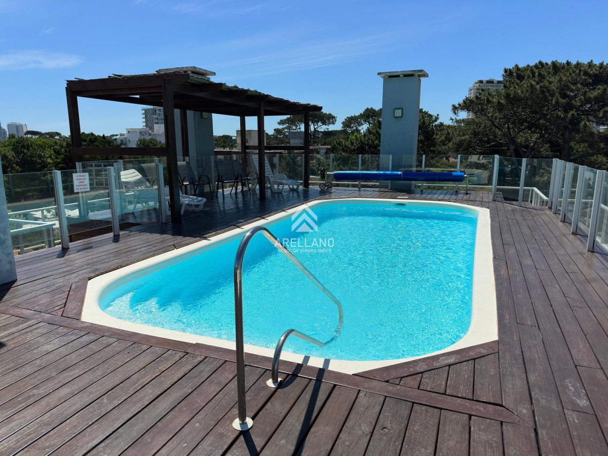 Apartamento ID.4546 - Venta apartamento 1 dormitorio, Aidy grill, Punta del este.