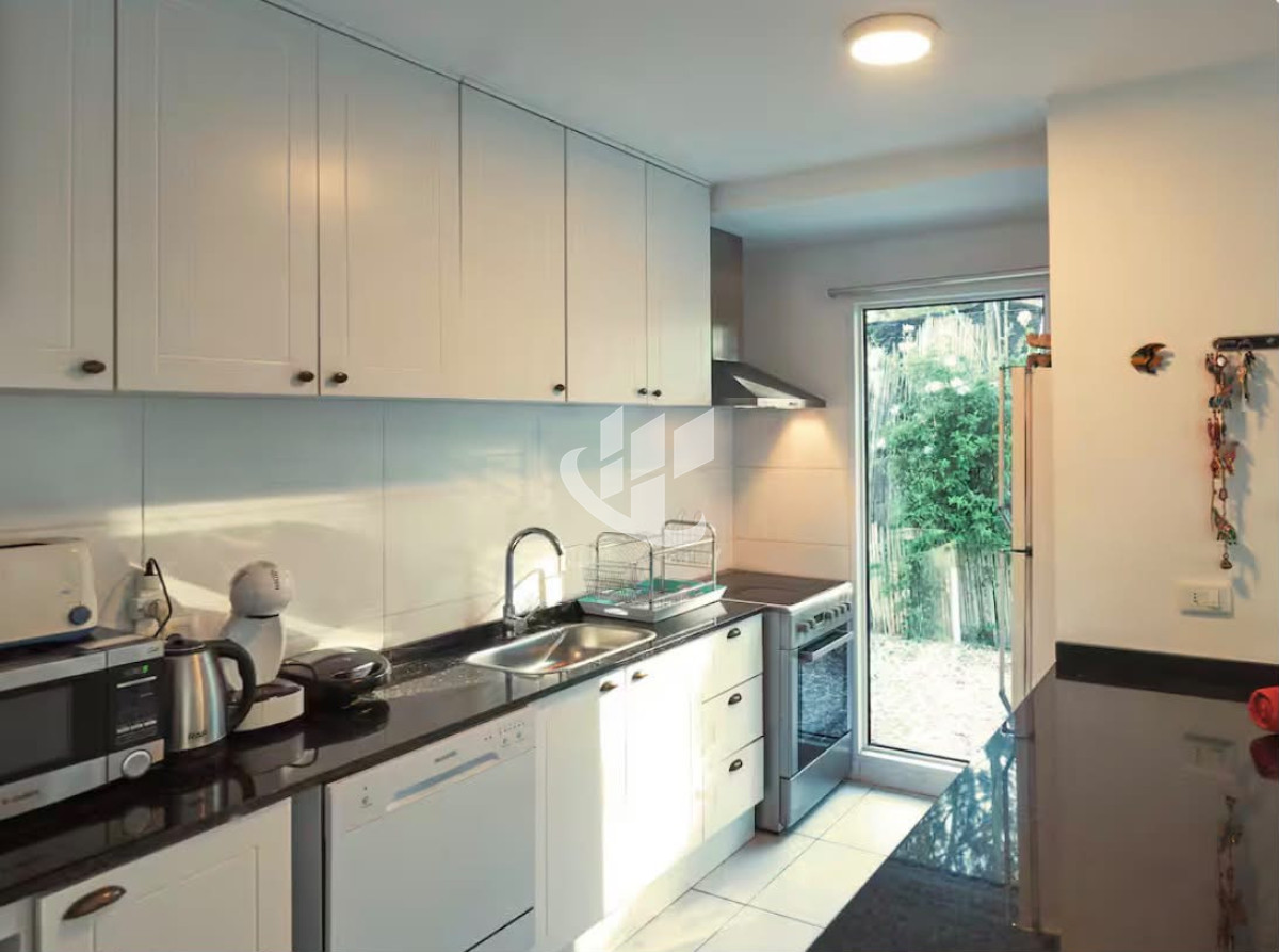 Casa ID.2872 - Casa en Barrio Burnett, 3 dormitorios, 2 baños