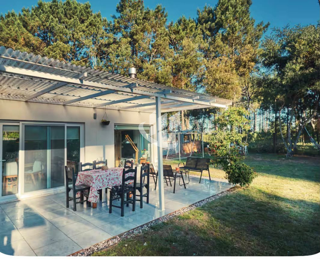 Casa ID.2872 - Casa en Barrio Burnett, 3 dormitorios, 2 baños