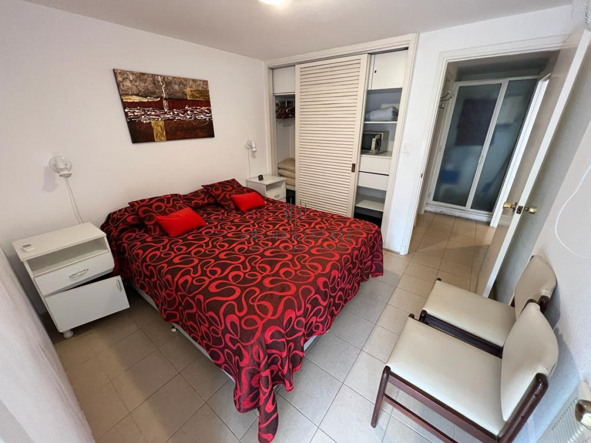Apartamento ID.2886 - Apto en venta, 1 dormitorio, península.