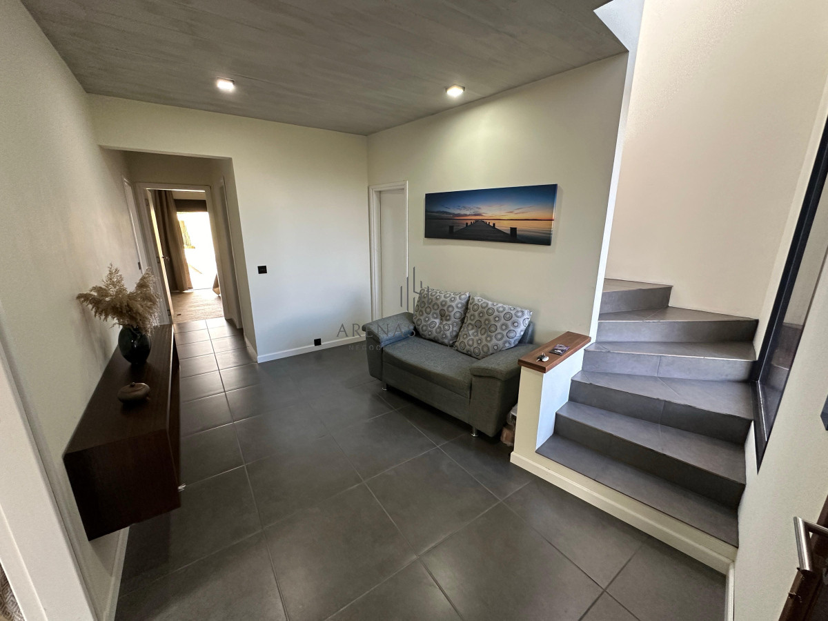 Casa ID.3128 - Hermosa casa en alquiler temporal, Pinares, punta del este.