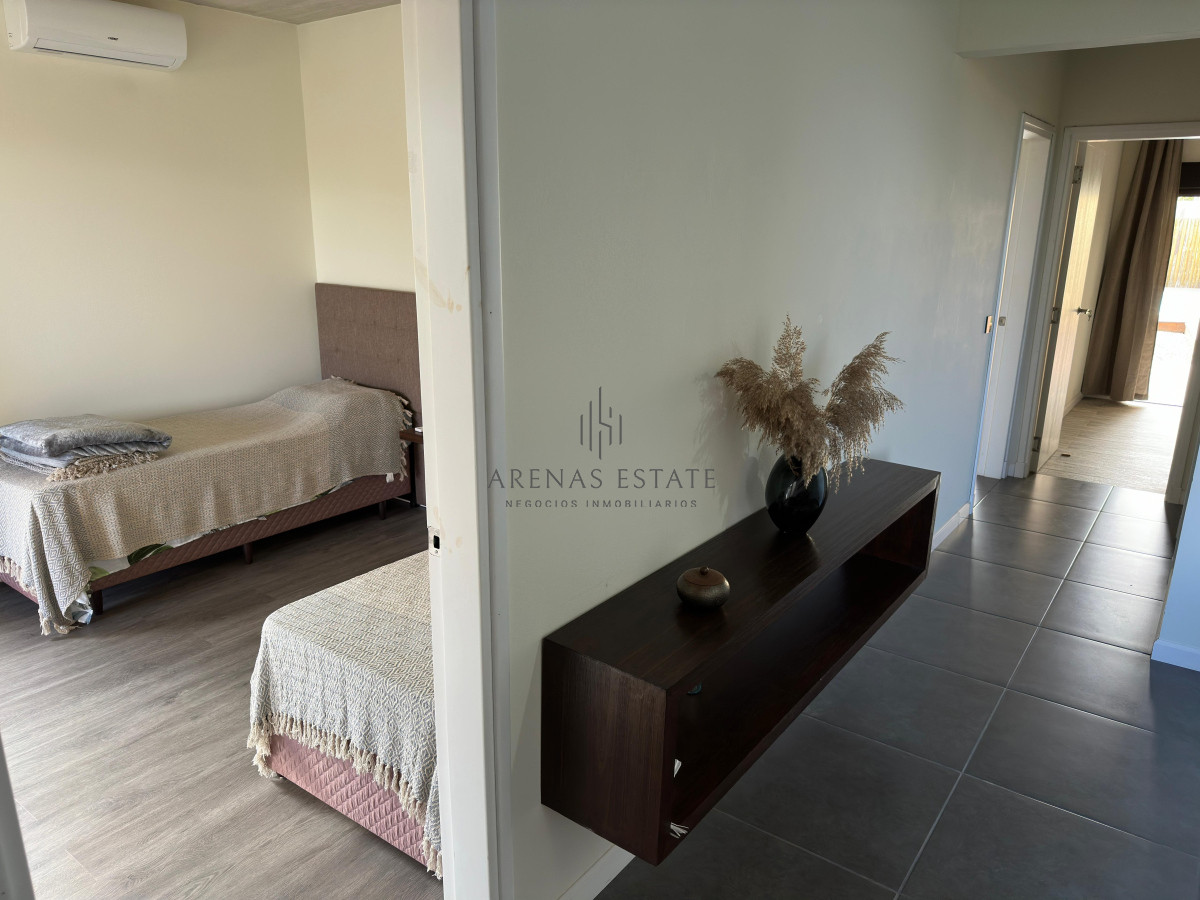 Casa ID.3128 - Hermosa casa en alquiler temporal, Pinares, punta del este.