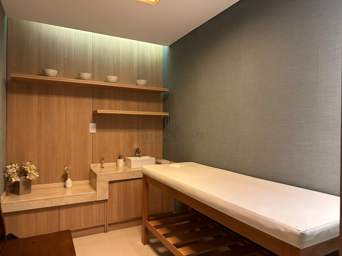 Apartamento ID.3712 - Departamento en venta, a pasos de la playa brava, Punta del este.