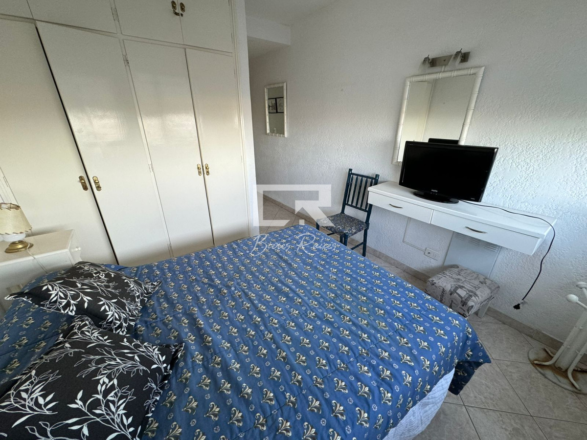Apartamento ID.672 - Apartamento en venta, primera linea playa brava.
