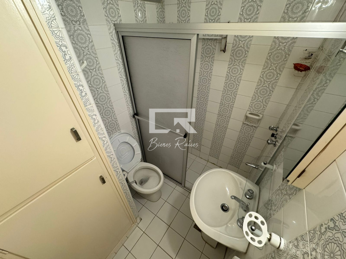 Apartamento ID.672 - Apartamento en venta, primera linea playa brava.