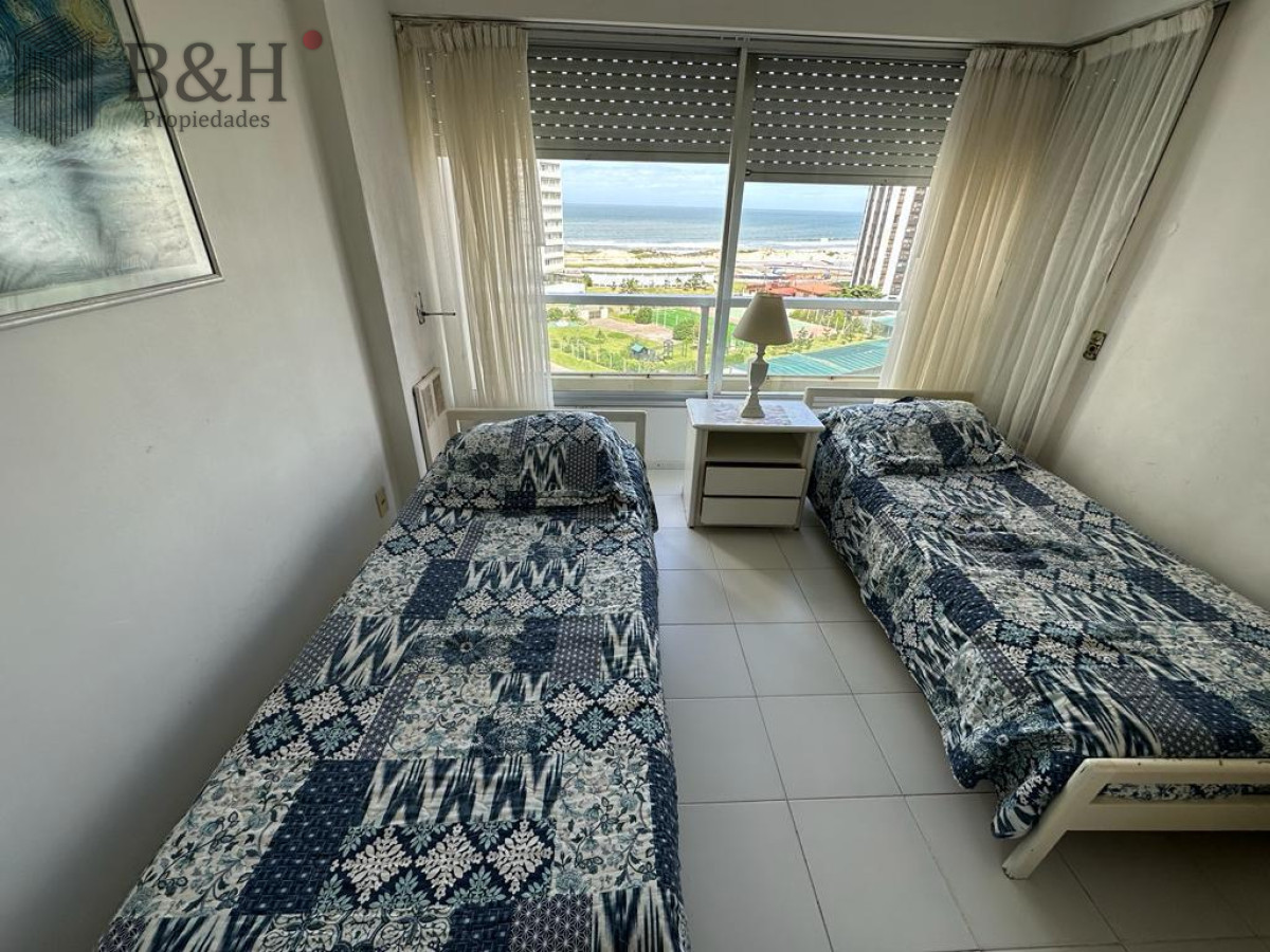 Apartamento ID.2738 - Apartamento 2 1/2 dorm - P 4 playa brava - Punta del Este