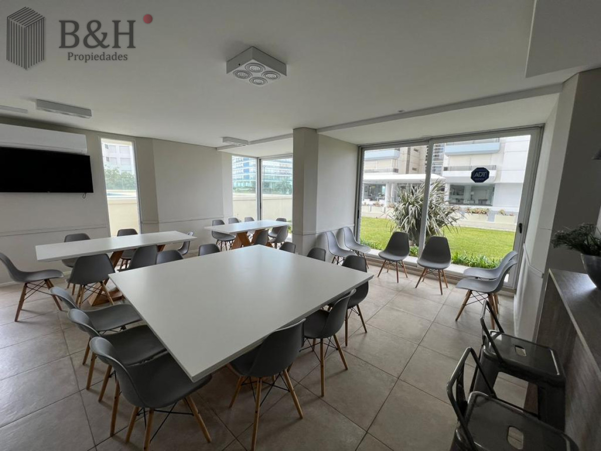 Apartamento ID.2738 - Apartamento 2 1/2 dorm - P 4 playa brava - Punta del Este