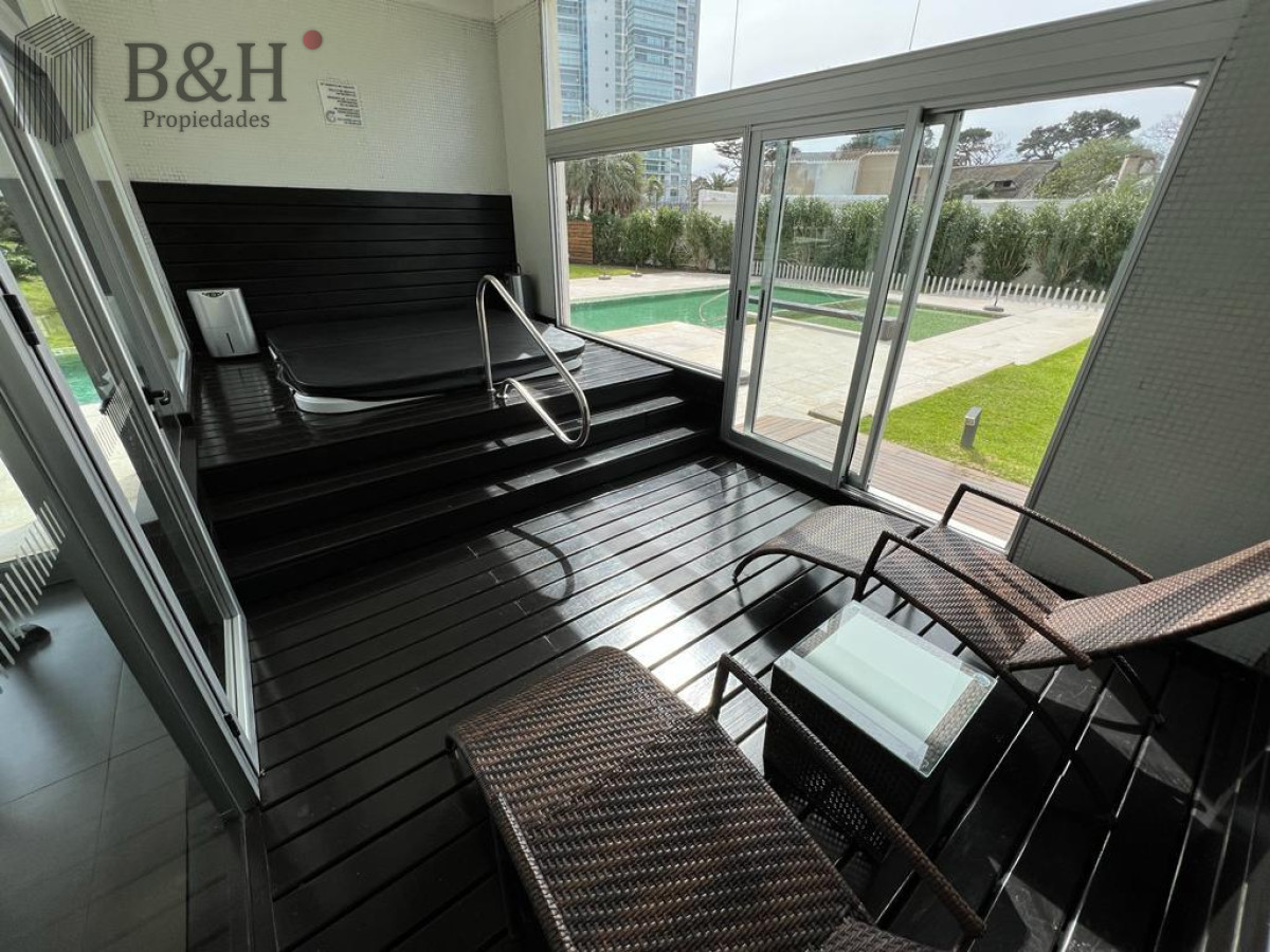 Apartamento ID.2742 - Departamento 2 dormitorios - Punta del Este - Playa Mansa