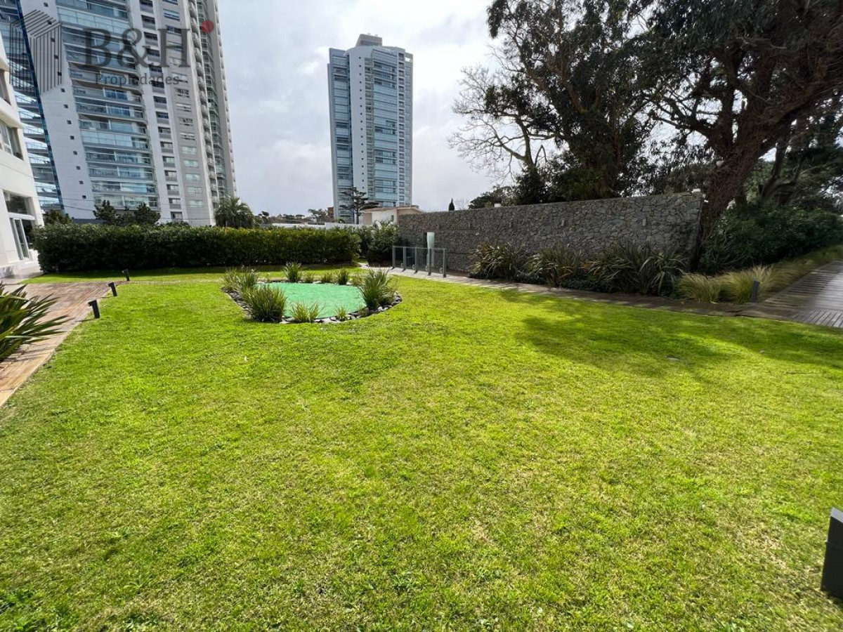 Apartamento ID.2742 - Departamento 2 dormitorios - Punta del Este - Playa Mansa