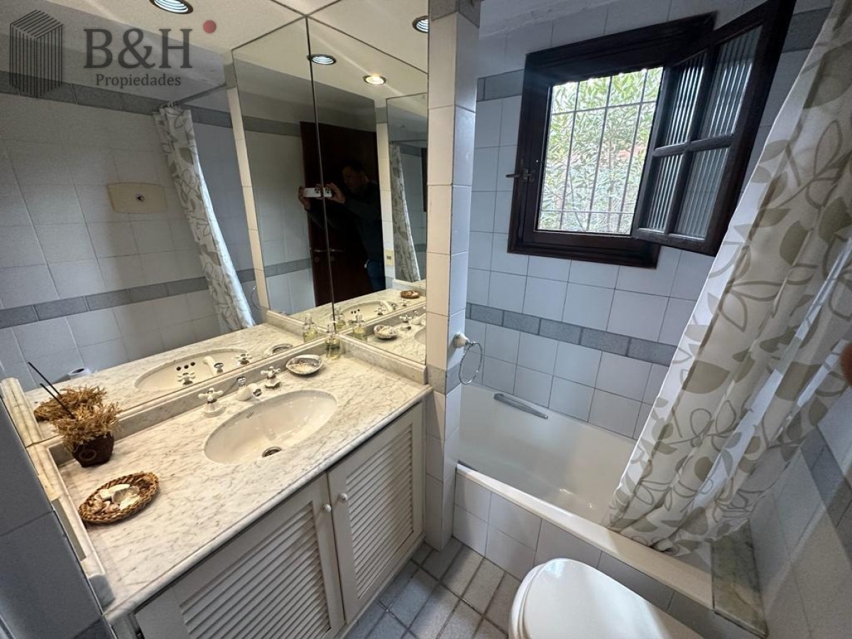 Casa ID.2728 - Casa en venta y alquiler - Punta del Este