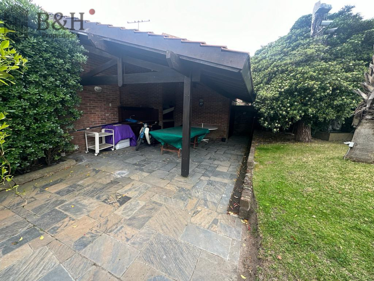 Casa ID.2728 - Casa en venta y alquiler - Punta del Este