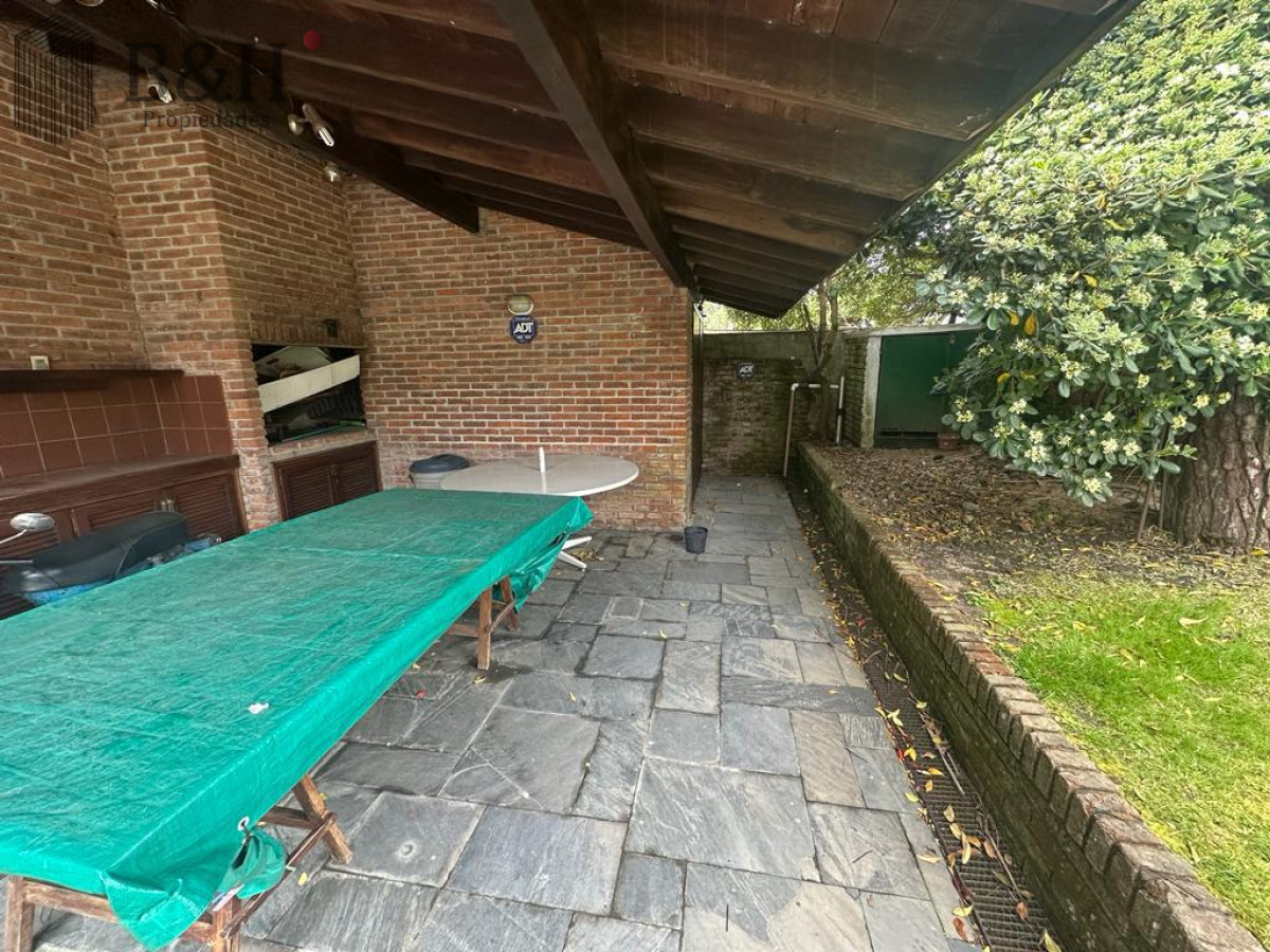Casa ID.2728 - Casa en venta y alquiler - Punta del Este