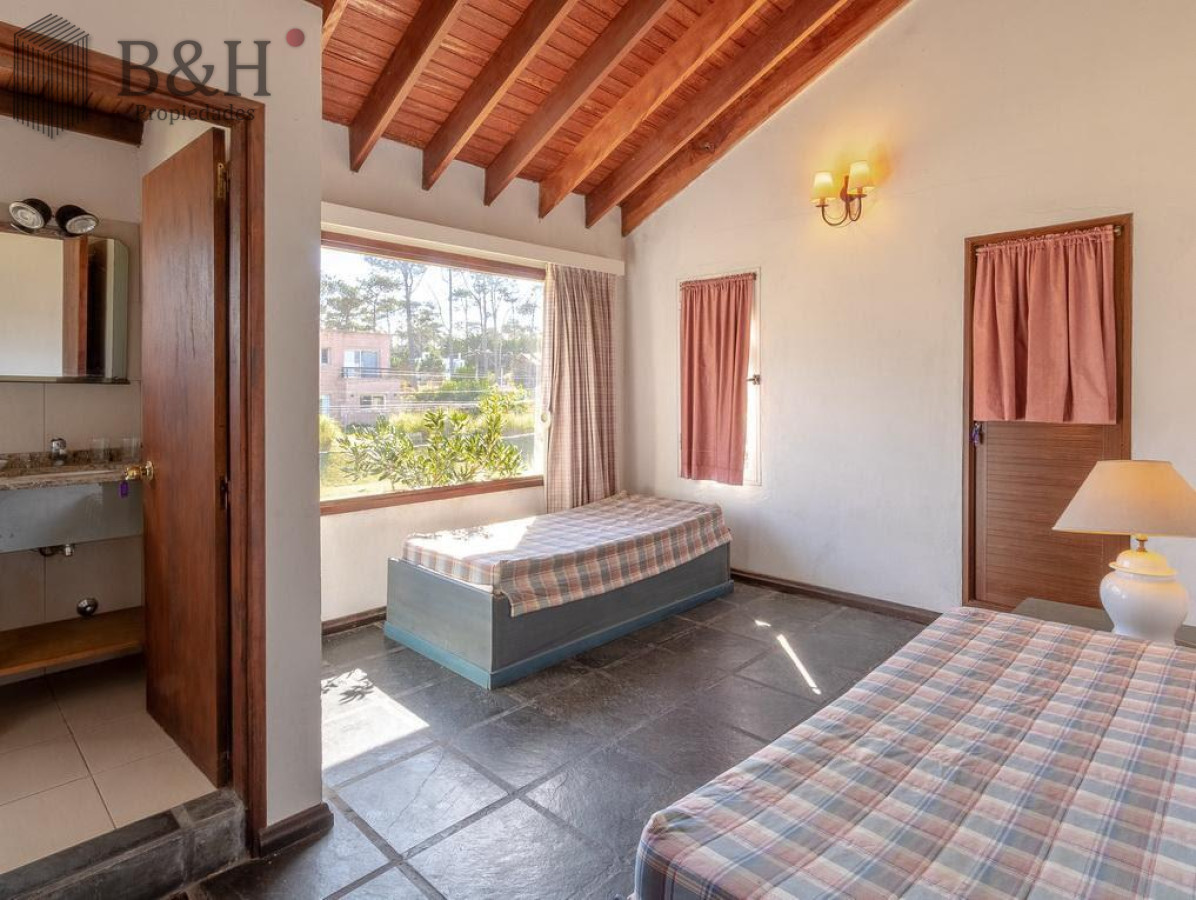 Casa ID.2732 - Casa 4 dormitorios en Montoya - Maldonado