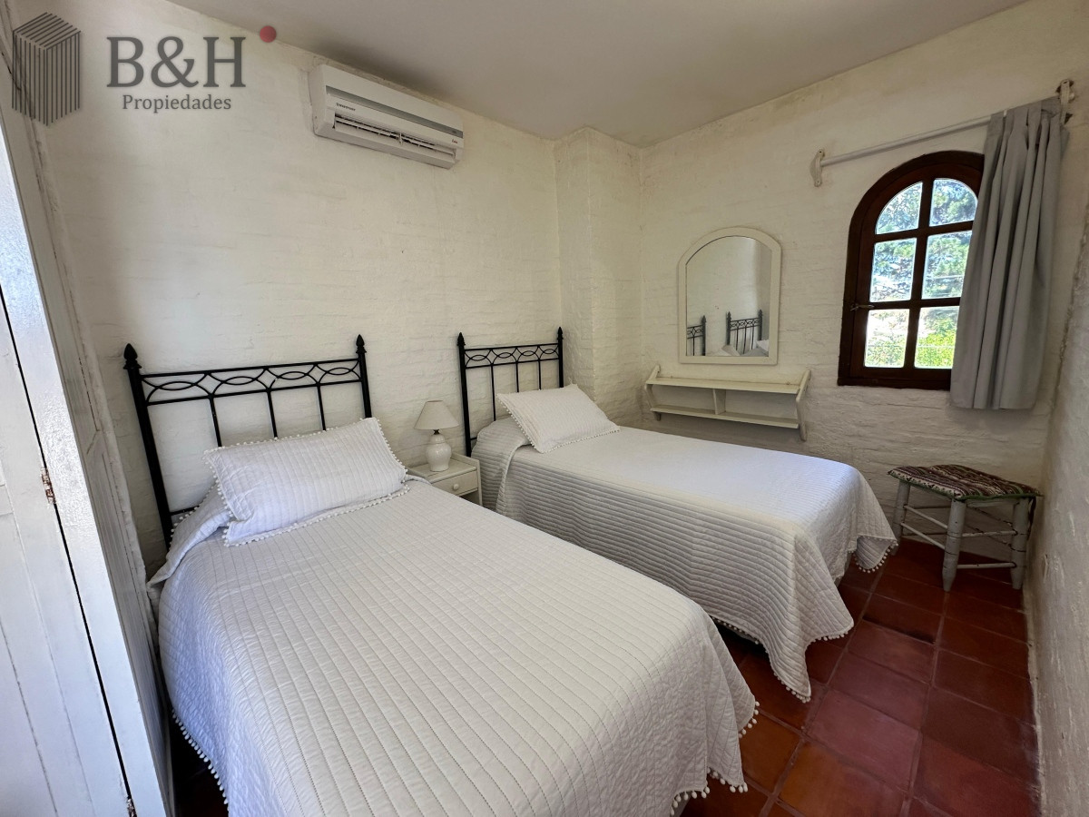 Casa ID.2687 - Casa en alquiler  La Barra, Maldonado