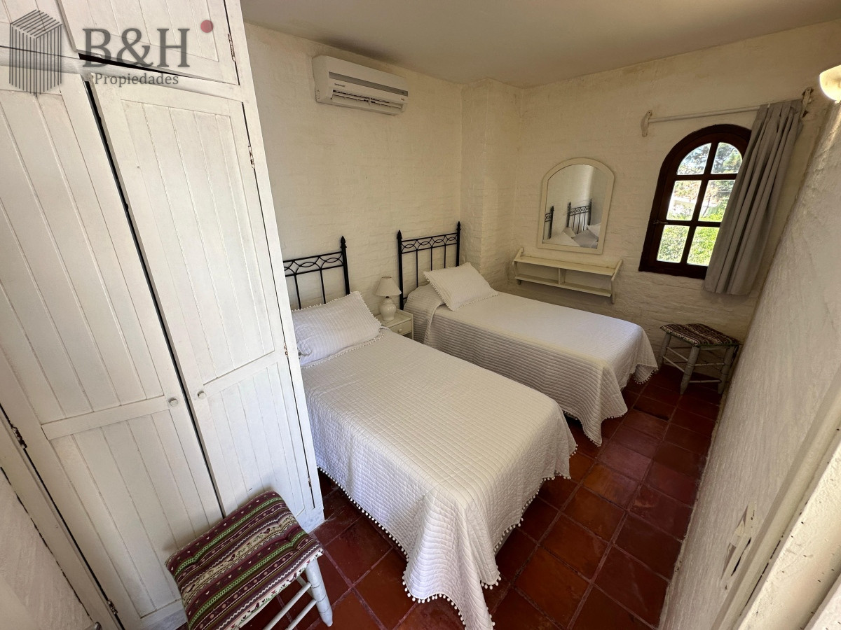 Casa ID.2687 - Casa en alquiler  La Barra, Maldonado