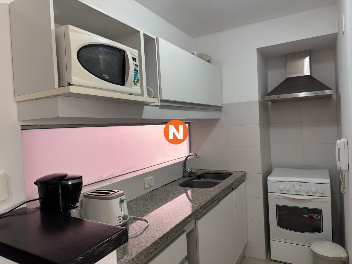 Apartamento Ref.223735 - Departamento en VENTA, Aidy grill, Punta del este.