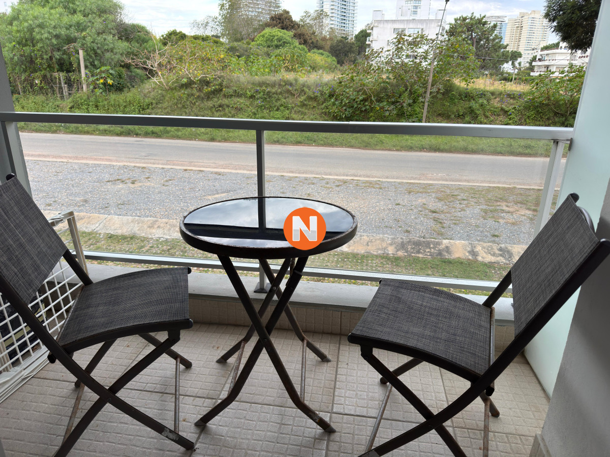 Apartamento Ref.223735 - Departamento en VENTA, Aidy grill, Punta del este.