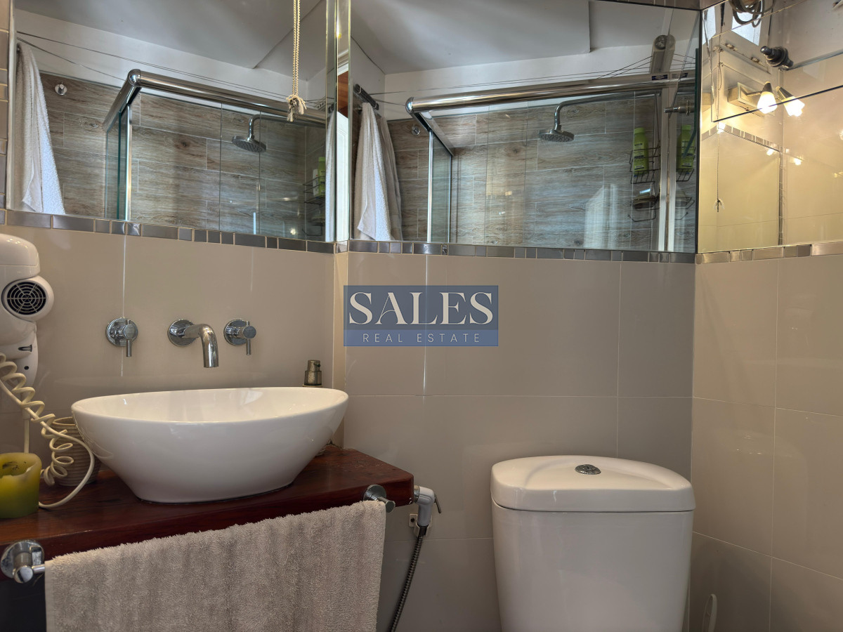 Apartamento ID.1349 - Oportunidad en venta, un dormitorio, Duplex, en Punta del este.