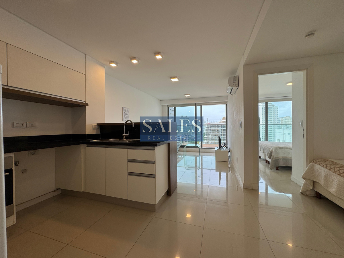 Apartamento ID.1368 - Departamento en venta, a pasos de la playa brava, Punta del este.