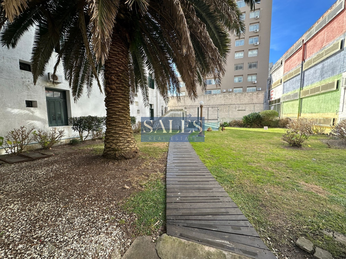 Apartamento ID.1349 - Oportunidad en venta, un dormitorio, Duplex, en Punta del este.