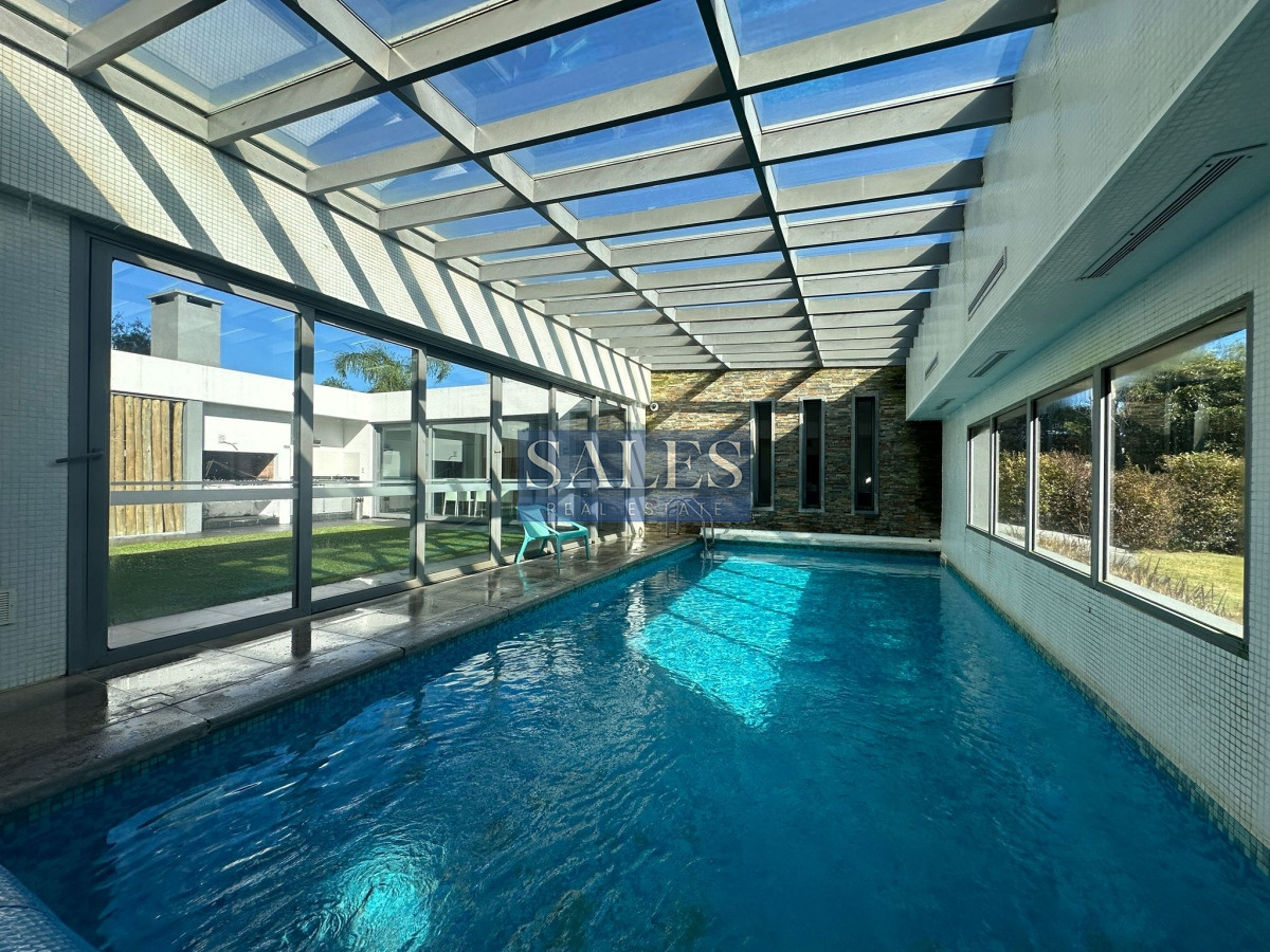 Apartamento ID.1368 - Departamento en venta, a pasos de la playa brava, Punta del este.